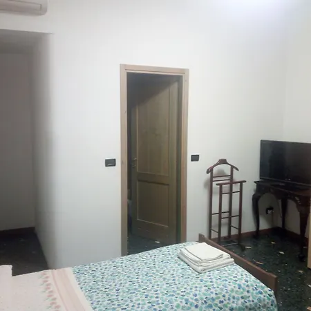 Arcobaleno 3* بولونيا